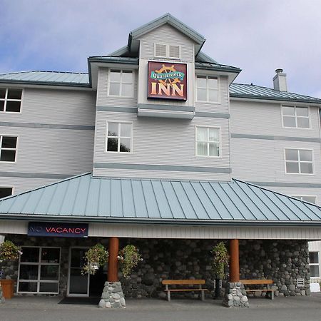 Quarterdeck Inn Port Hardy Esterno foto