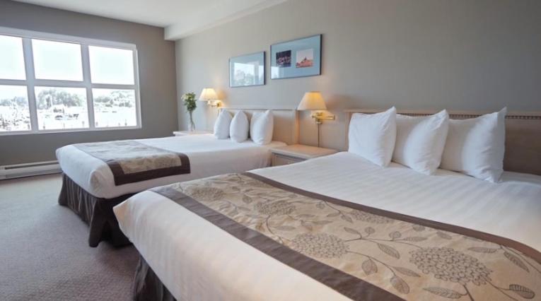 Quarterdeck Inn Port Hardy Esterno foto